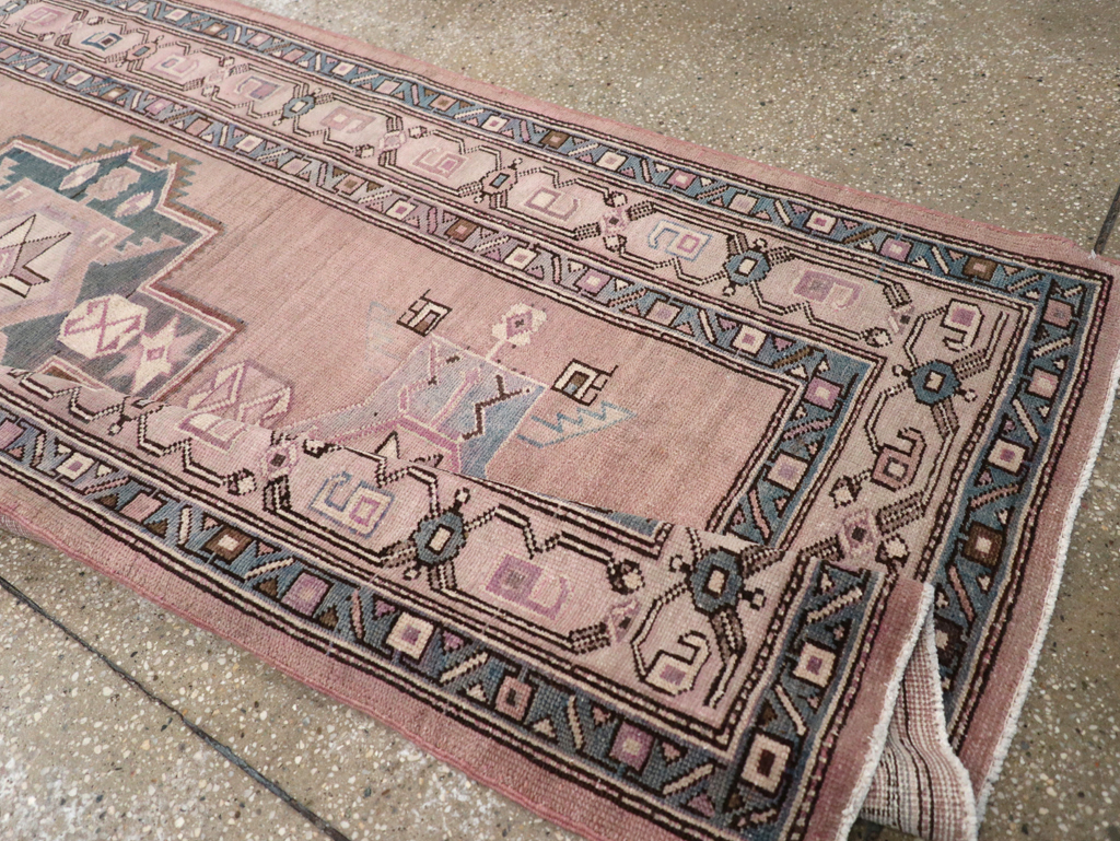Antique Persian Northwest Runner, No.21490 - Staging