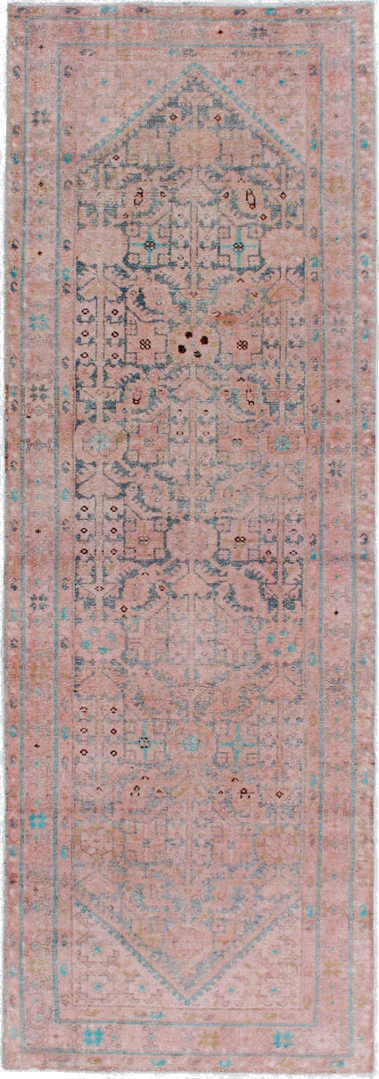 Antique Malayer Runner, No.21504 - Staging