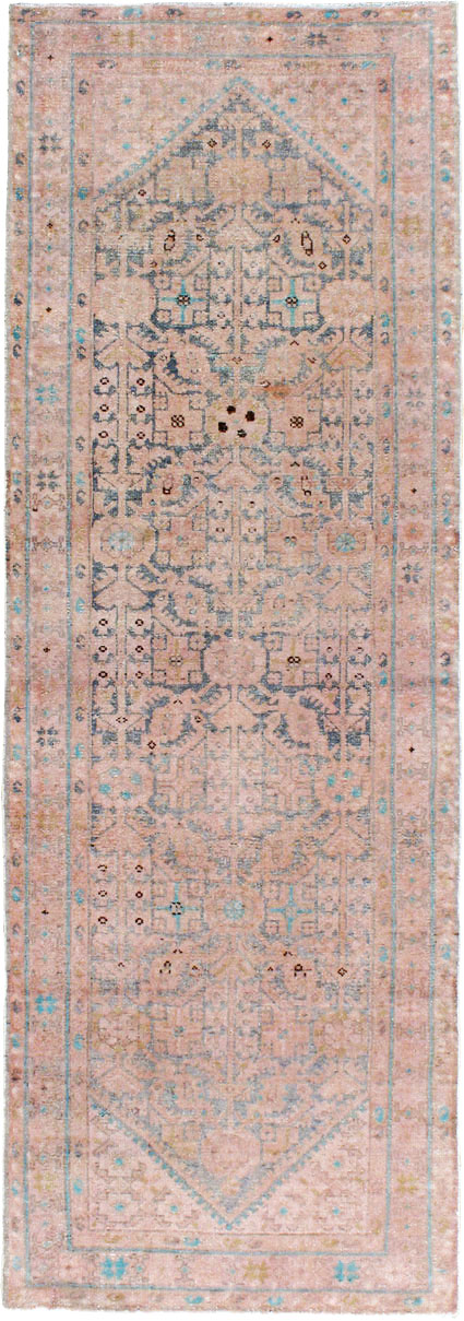 Antique Malayer Runner, No.21504 - Staging