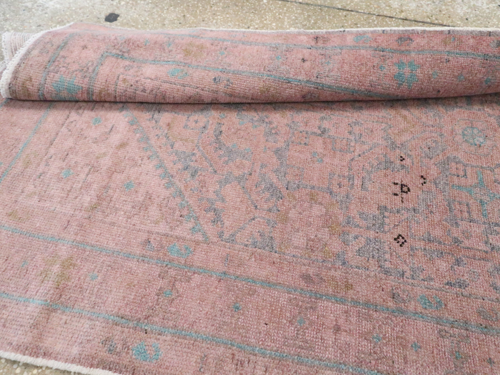 Antique Malayer Runner, No.21504 - Staging