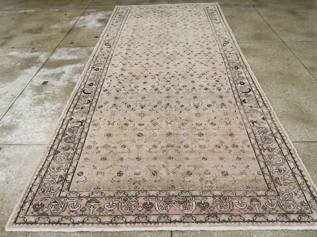 Antique Malayer Gallery Carpet, No.21505 - Staging