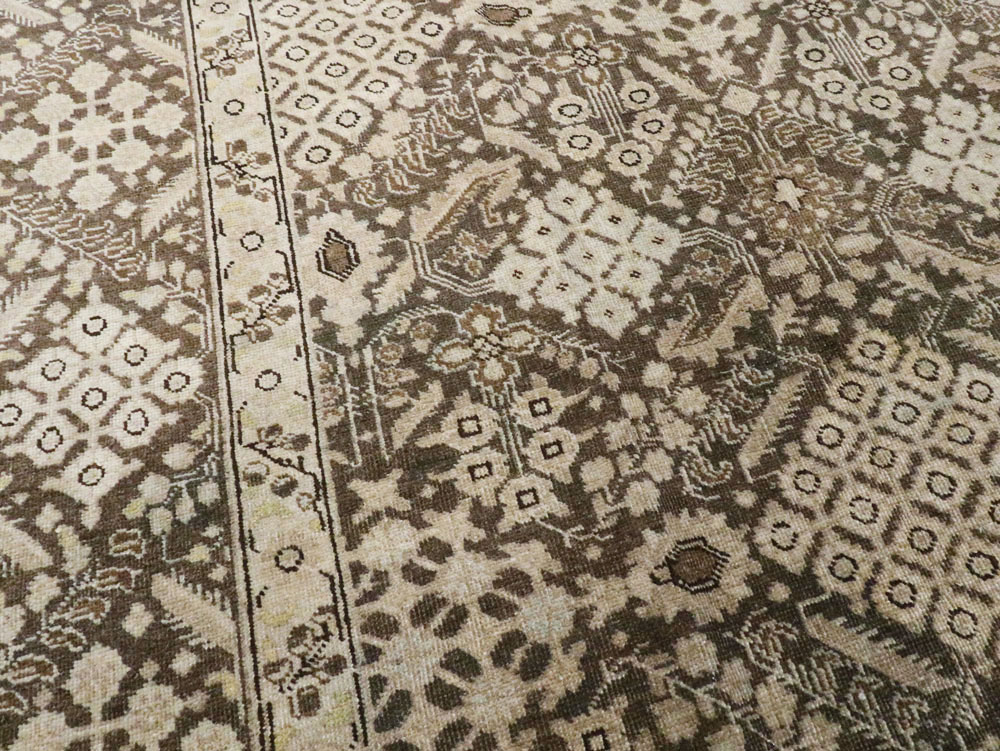 Antique Tabriz Carpet, No.21506 - Staging