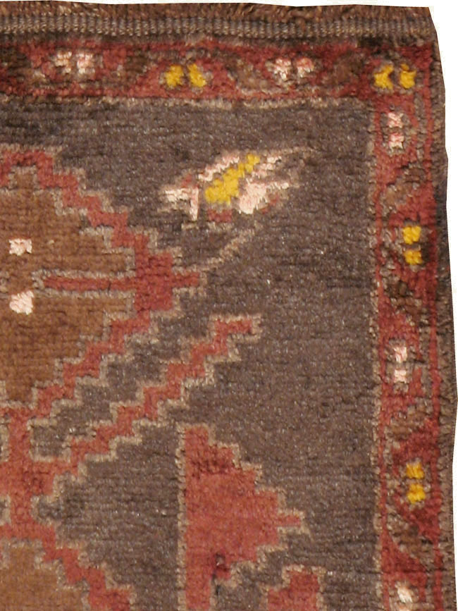 Vintage Turkish Oushak Rug, No.21544 - Staging