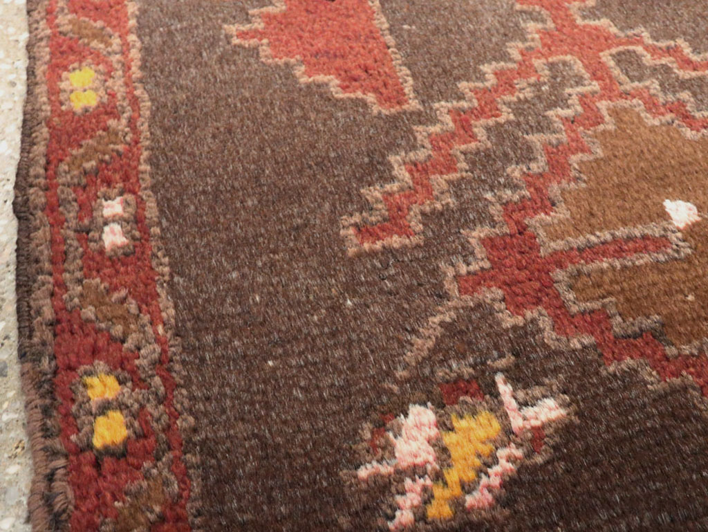 Vintage Turkish Oushak Rug, No.21544 - Staging