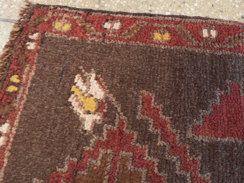 Vintage Turkish Oushak Rug, No.21544 - Staging