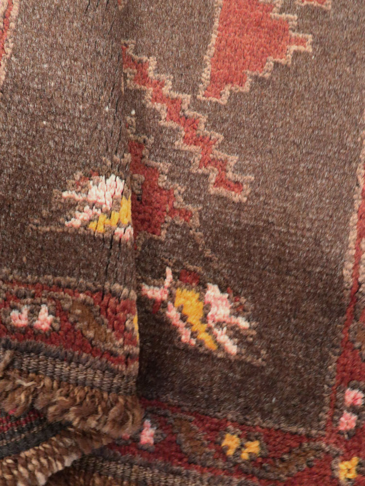 Vintage Turkish Oushak Rug, No.21544 - Staging