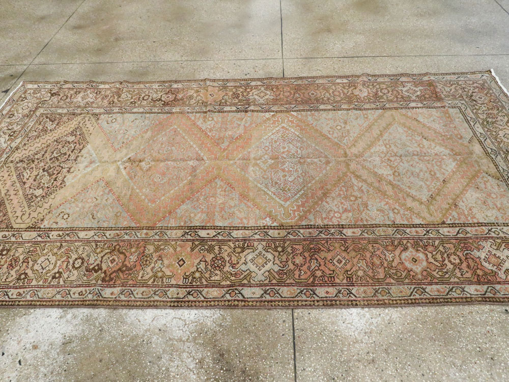 Vintage Persian Malayer Carpet, No.21552 - Staging