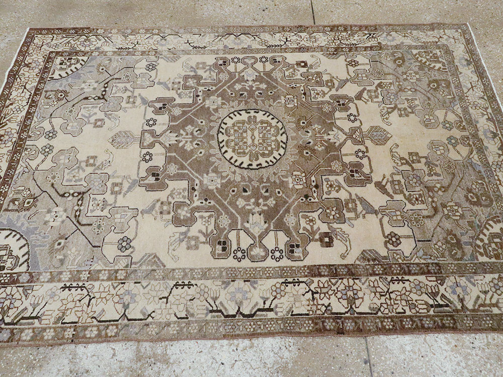 Vintage Persian Malayer Rug, No.21619 - Staging