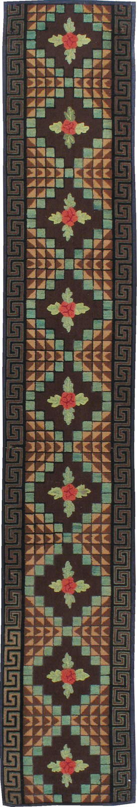 Vintage American Hook Runner, No.21704 - Staging