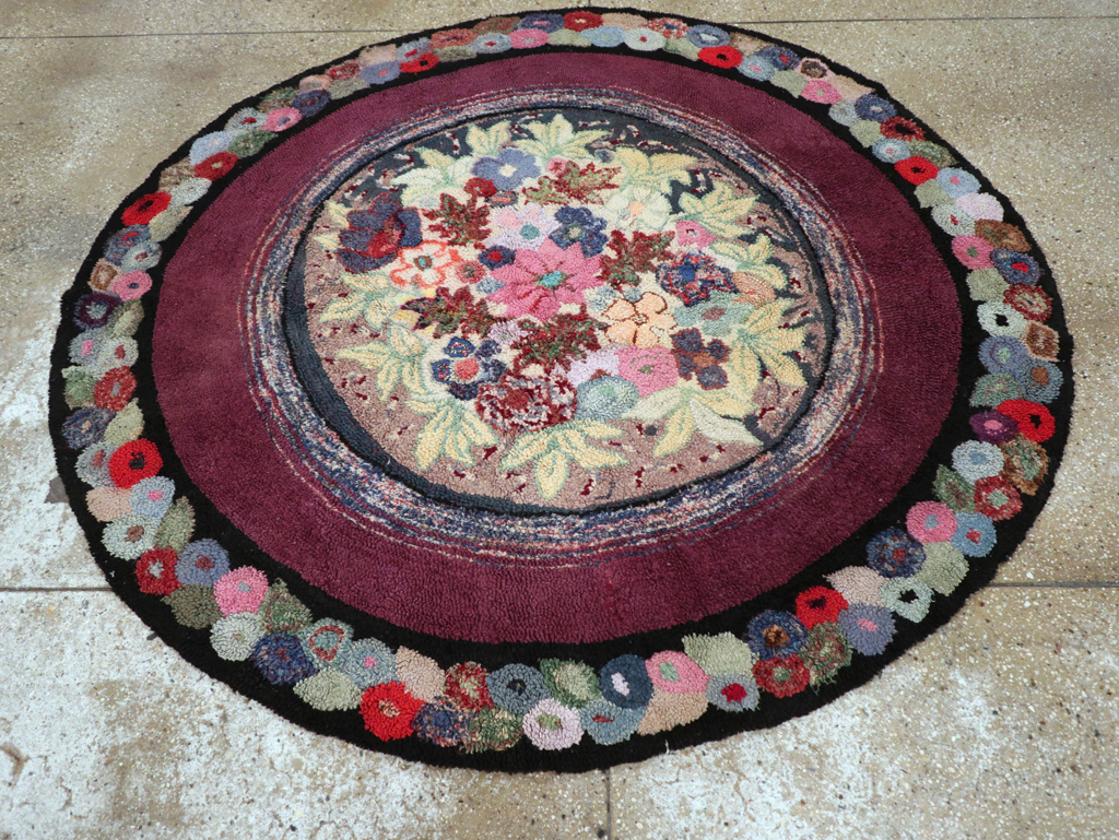 Antique American Hook Rug, No.21716 - Staging