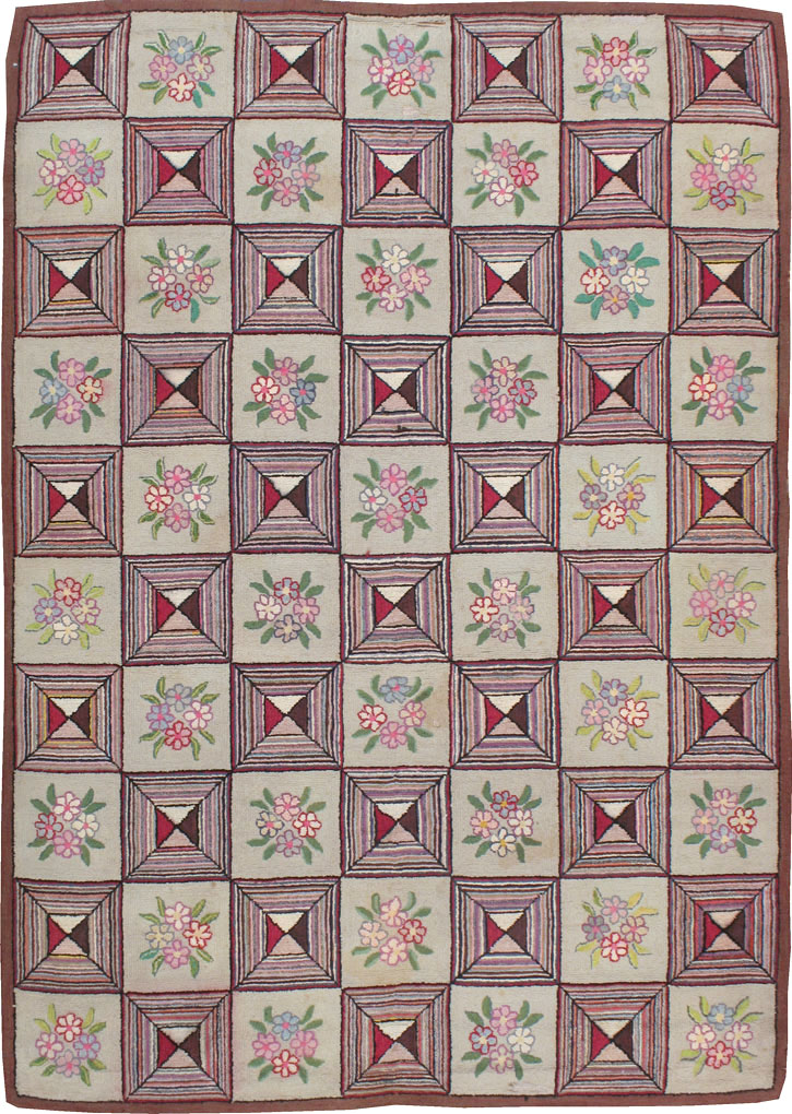 Vintage American Hook Rug, No.21718 - Staging