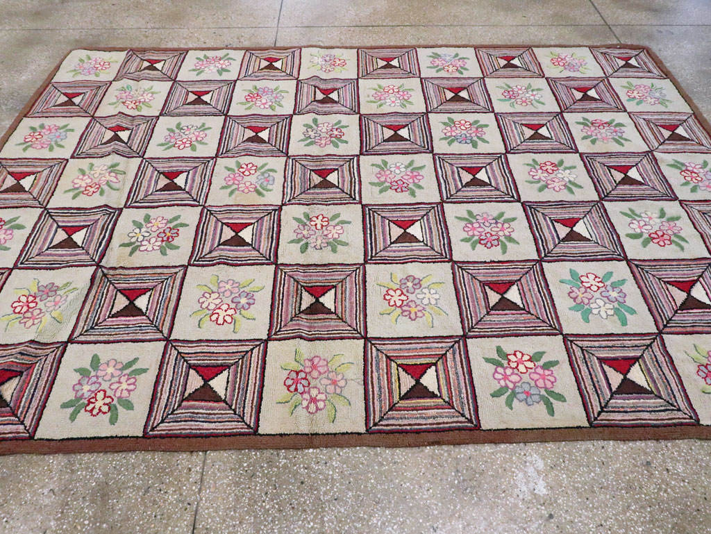 Vintage American Hook Rug, No.21718 - Staging