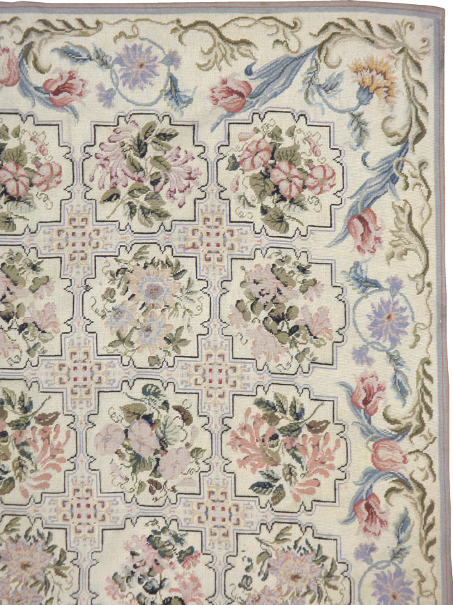 Antique English Needle-Point Carpet, No.21722 - Staging