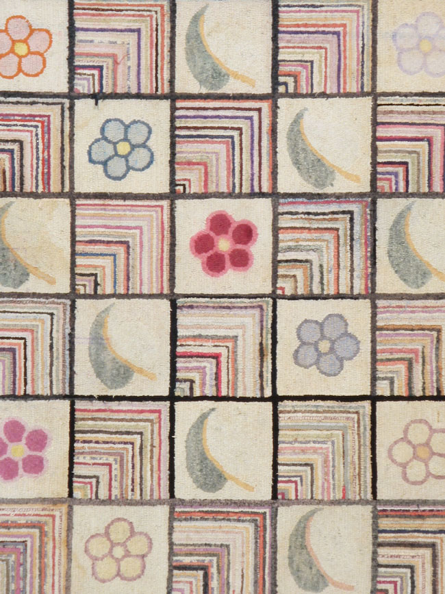 Antiqiue American Hook Rug, No.21751 - Staging
