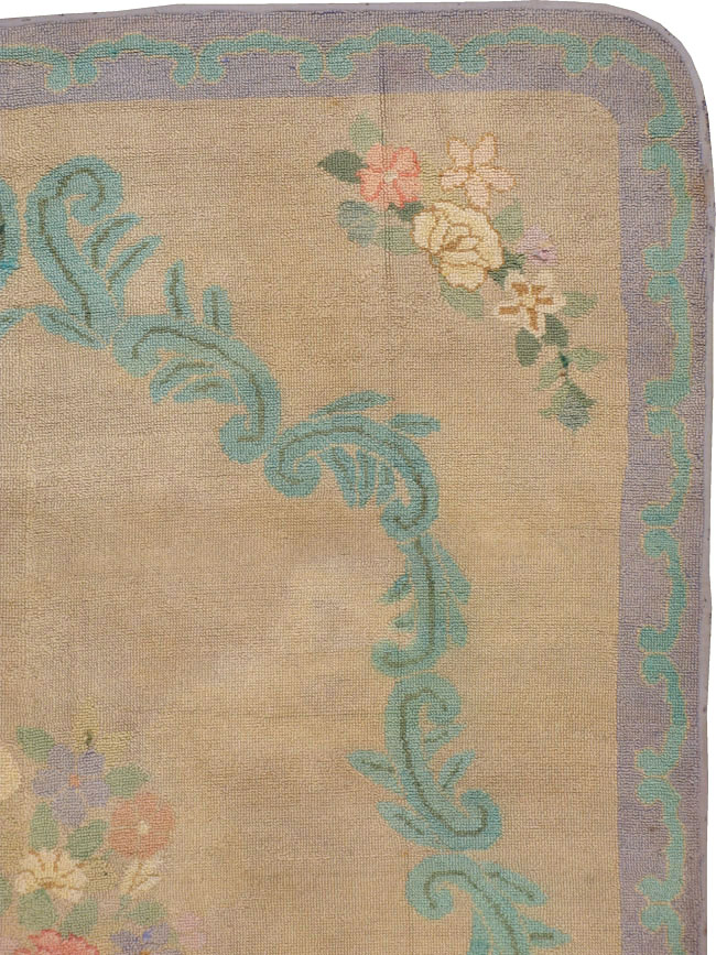 Vintage American Hooked Accent Rug, No.21754 - Staging