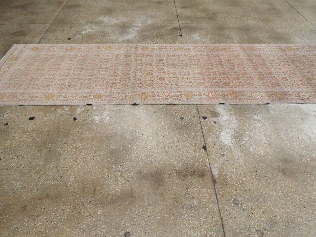 Vintage Persian Senneh Rug, No.21817 - Staging