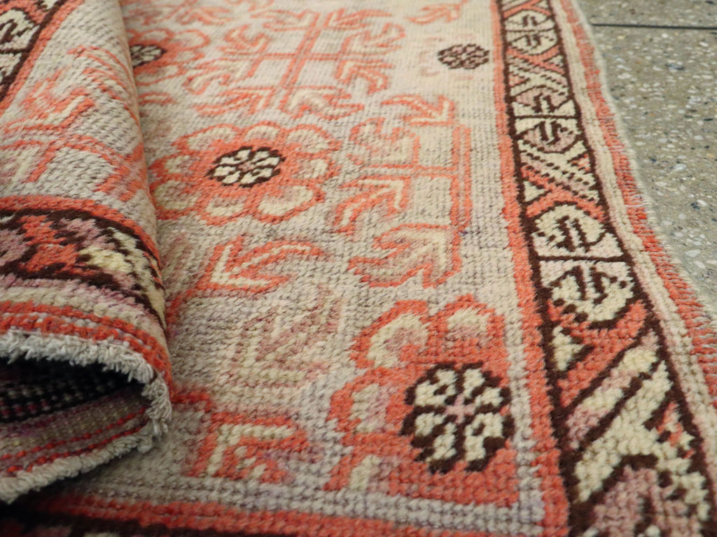 Vintage East Turkestan Khotan Rug, No.21842 - Staging