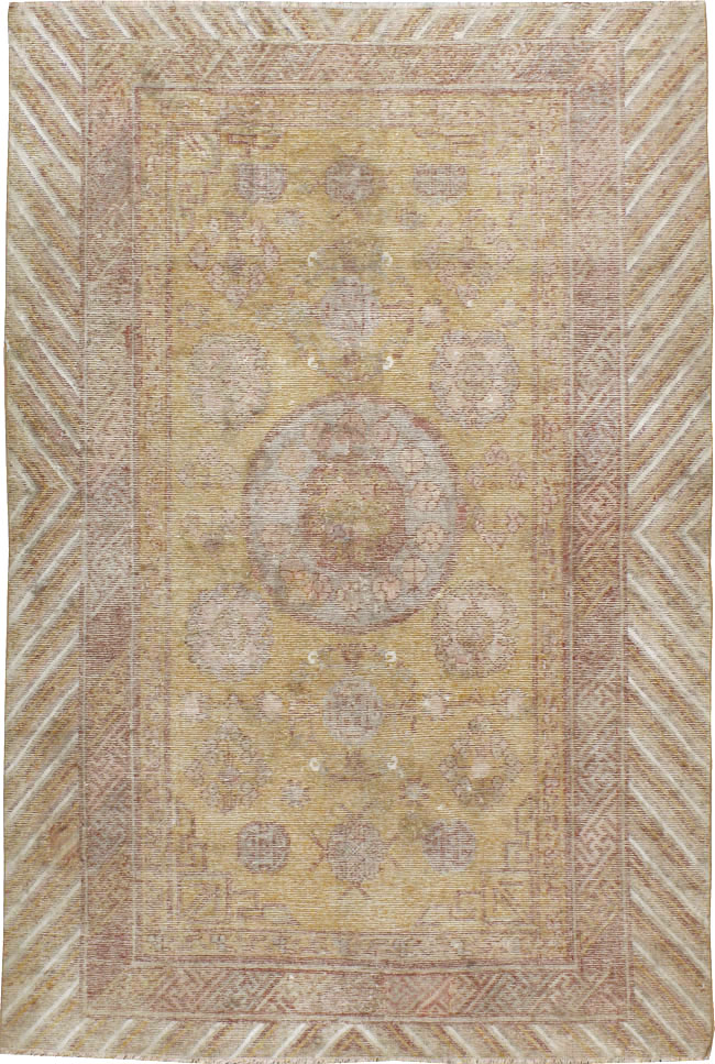 Antique East Turkestan Khotan Rug, No.21844 - Staging