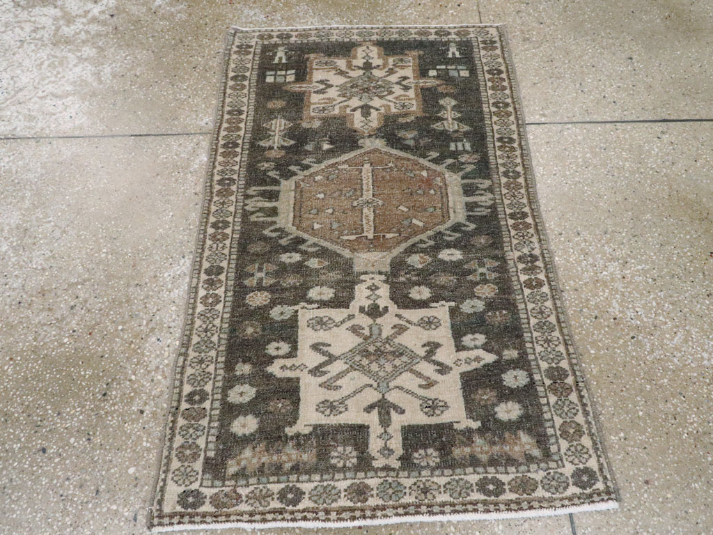 Vintage Persian Karajeh Throw Rug, No.21872 - Staging
