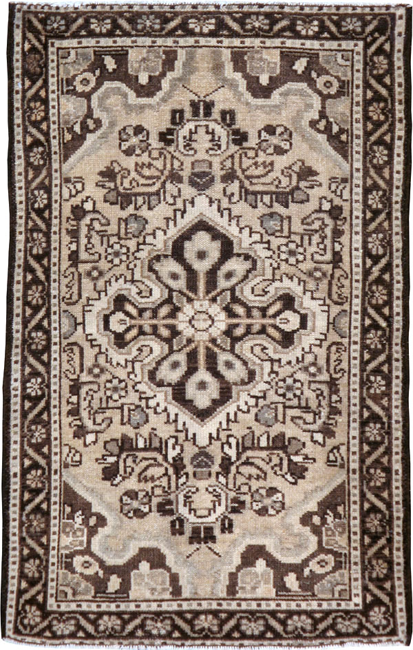 Vintage Persian Malayer Rug, No.21875 - Staging