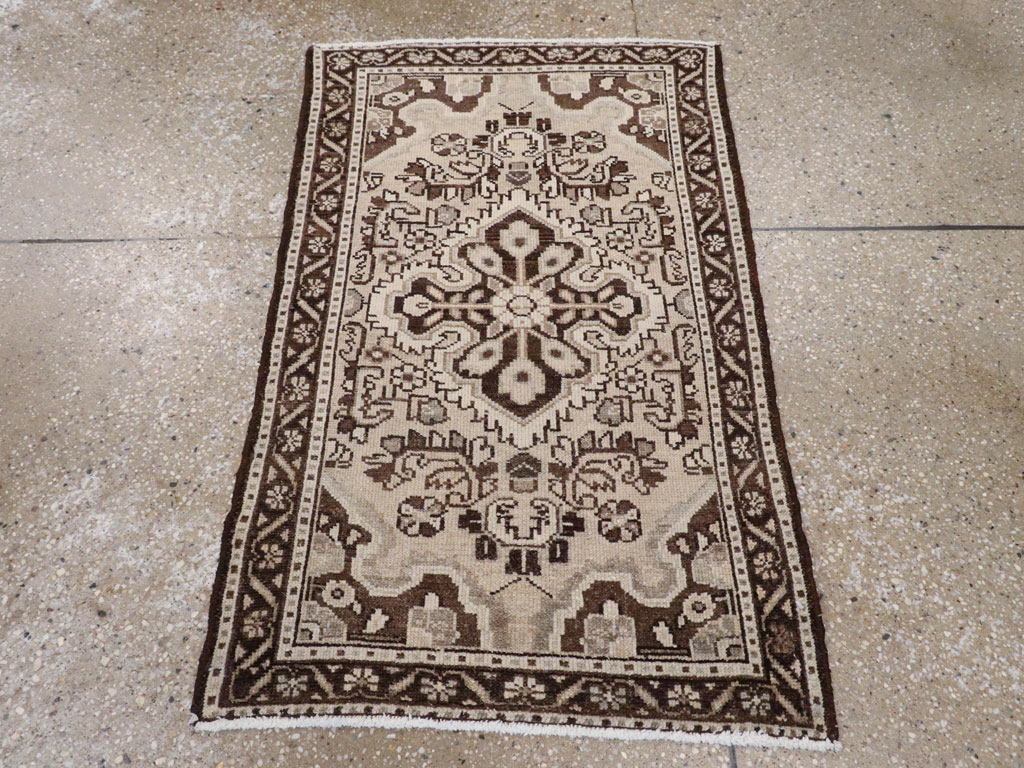 Vintage Persian Malayer Rug, No.21875 - Staging