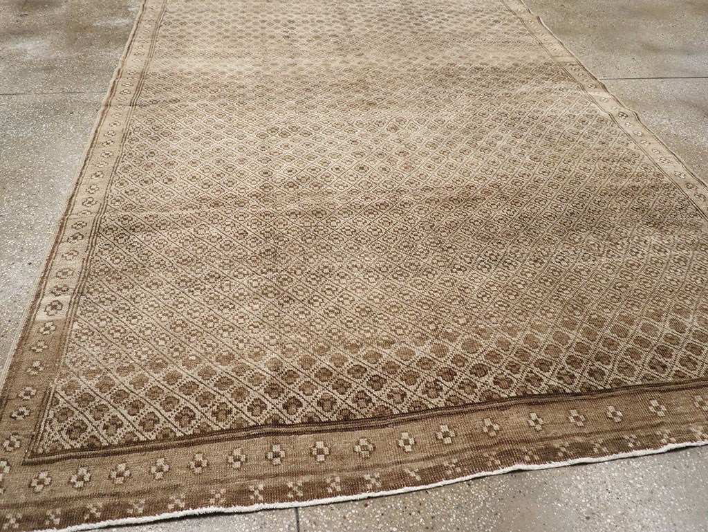 Vintage Turkish Anatolian Carpet, No.21922 - Staging