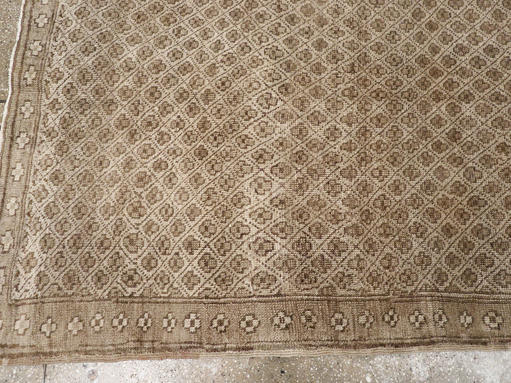 Vintage Turkish Anatolian Carpet, No.21922 - Staging