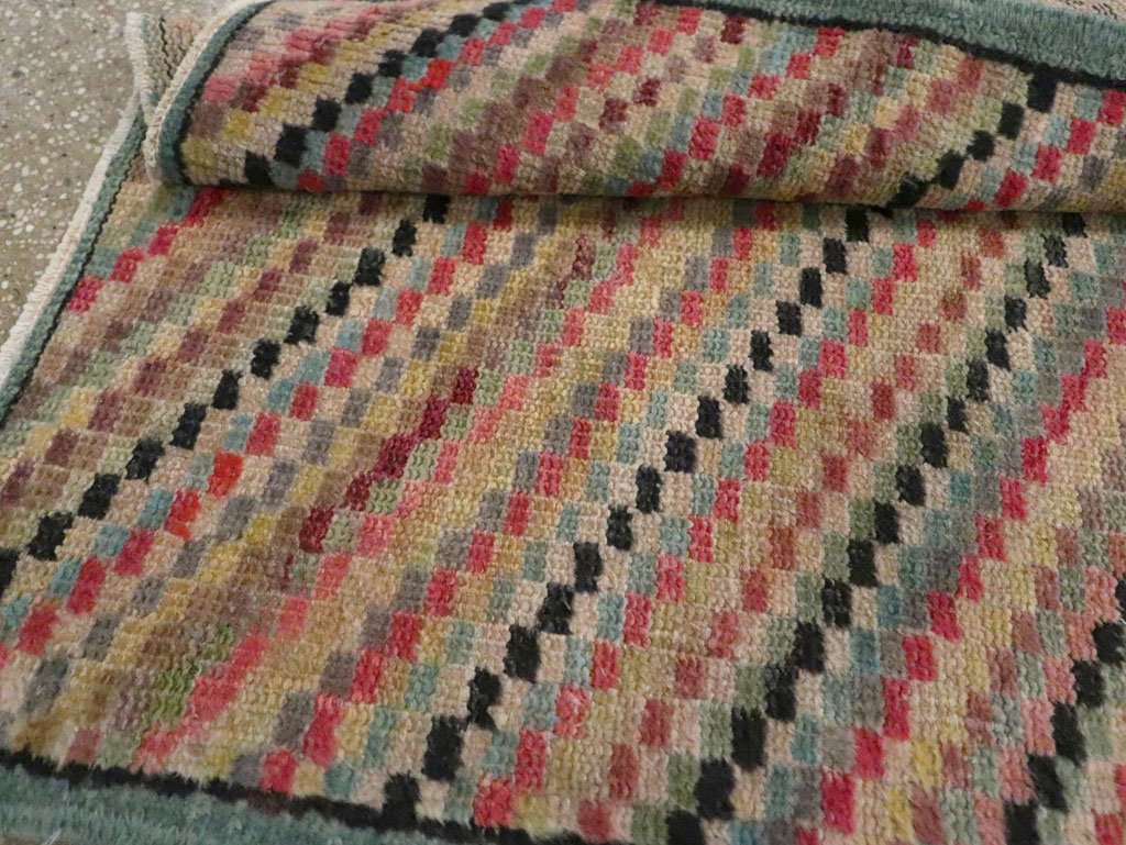 Vintage Turkish Anatolian Throw Rug, No.21933 - Staging