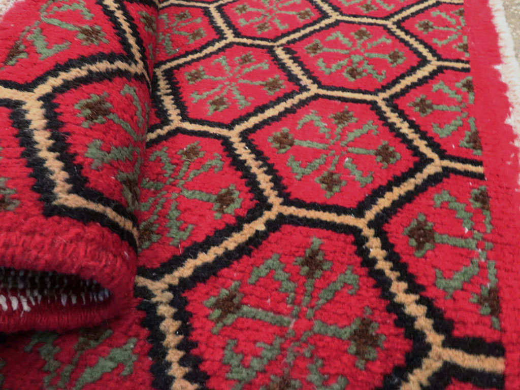 Vintage Turkish Anatolian Rug, No.21942 - Staging