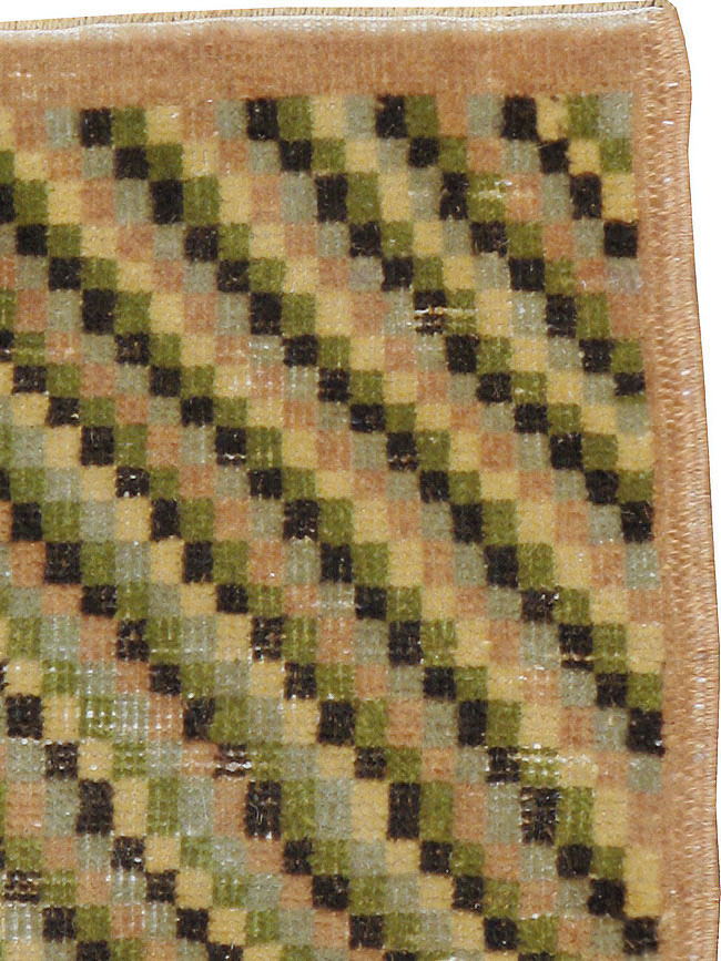 Vintage Turkish Anatolian Rug, No.21943 - Staging