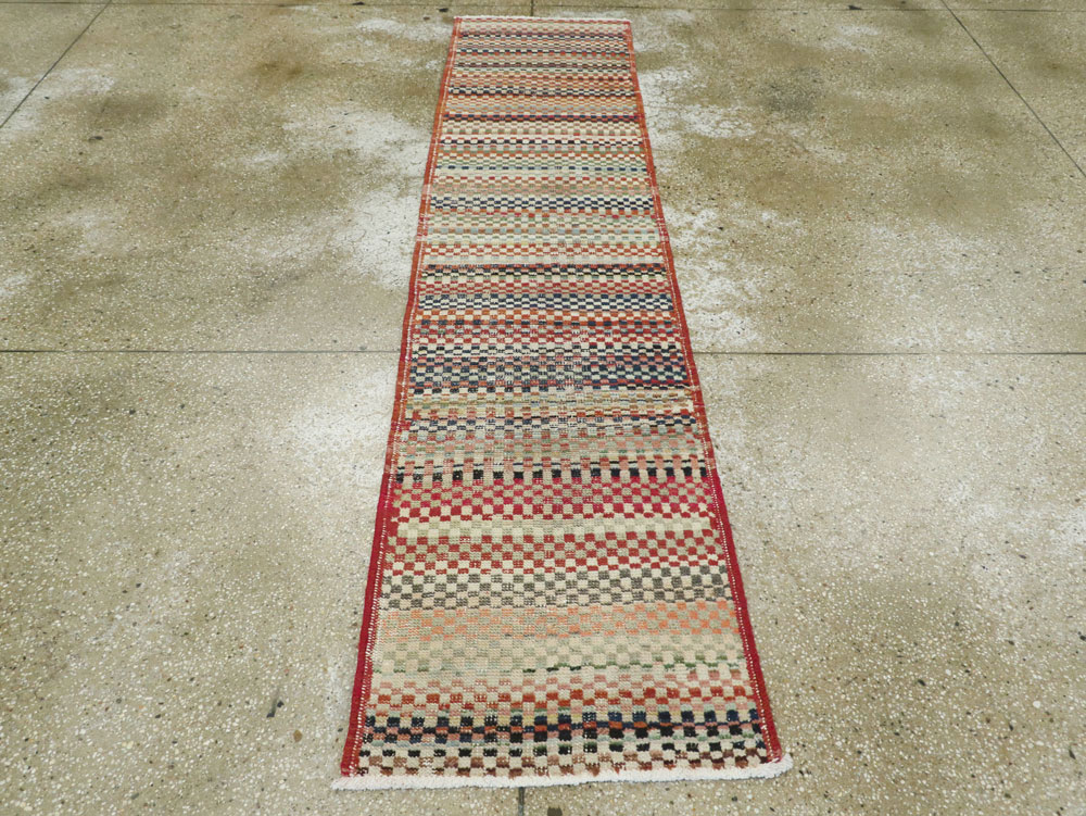 Vintage Turkish Anatolian Runner, No.22023 - Staging