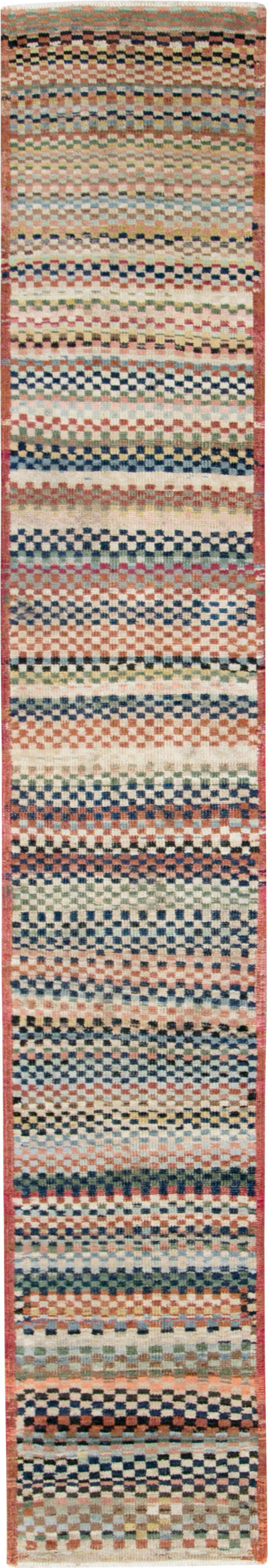 Vintage Turkish Anatolain Runner, No.22024 - Staging