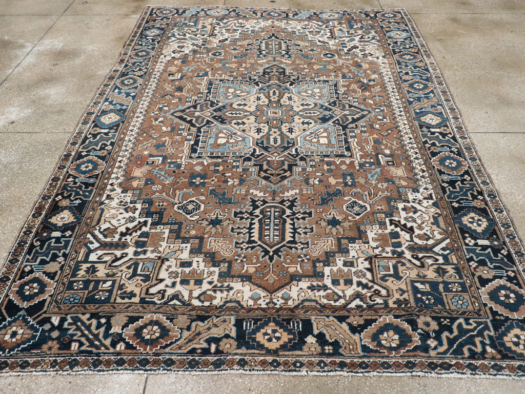 Vintage Persian Heriz Carpet, No.22064 - Staging