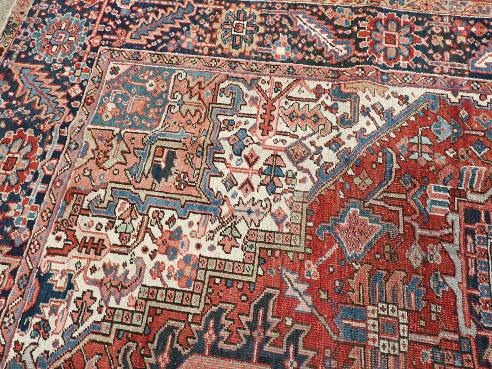 Vintage Persian Heriz Carpet, No.22066 - Staging