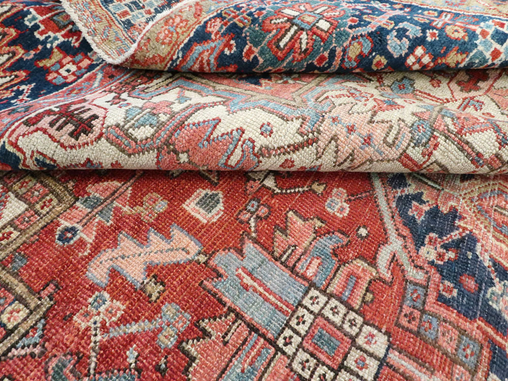 Vintage Persian Heriz Carpet, No.22066 - Staging