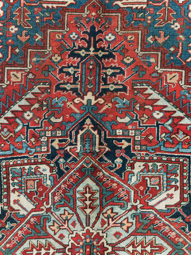 Antique Persian Heriz Carpet, No.22067 - Staging