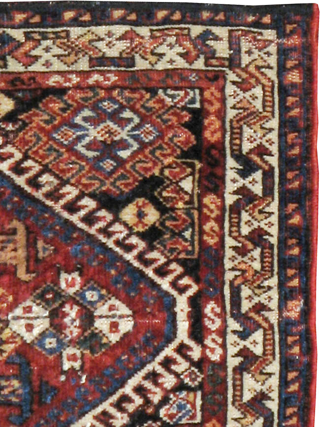 Antique Persian Qashqai Rug, No.22076 - Staging