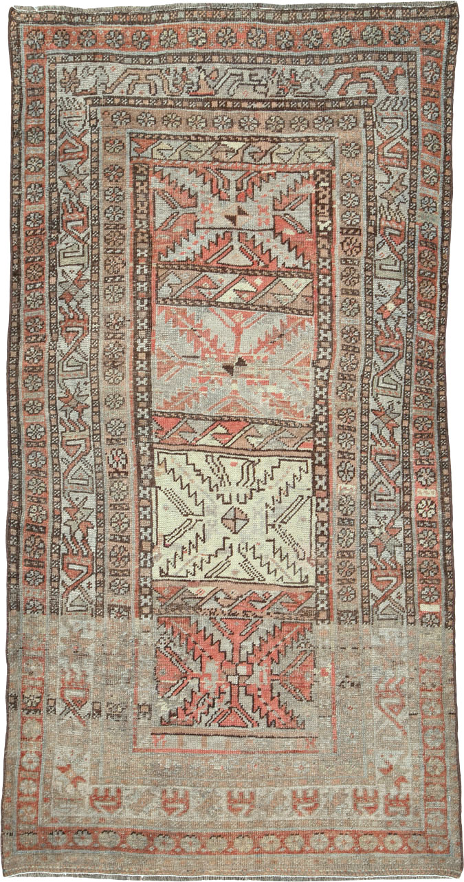 Antique Persian Kurd Bidjar Rug, No.22100 - Staging