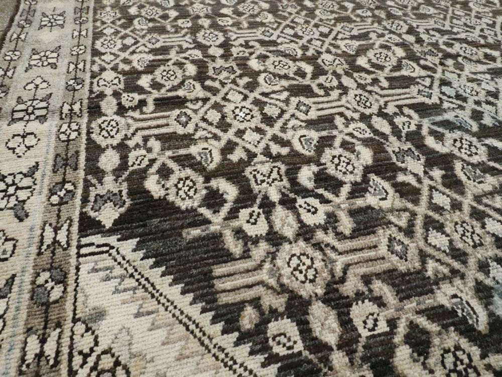 Vintage Persian Malayer Carpet, No.22111 - Staging