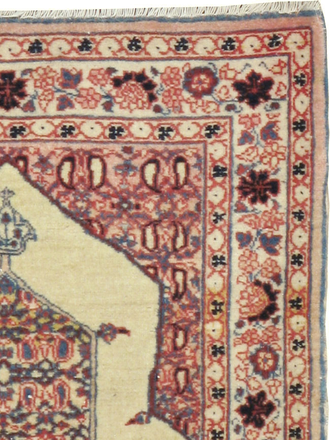 Antique Persian Tabriz Hagi Jilili Rug, No.22130 - Staging