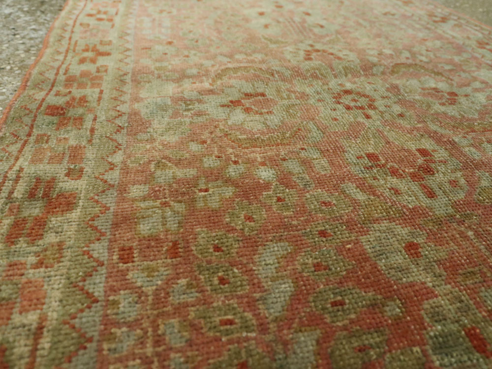 Antique Persian Sarouk Rug, No.22134 - Staging