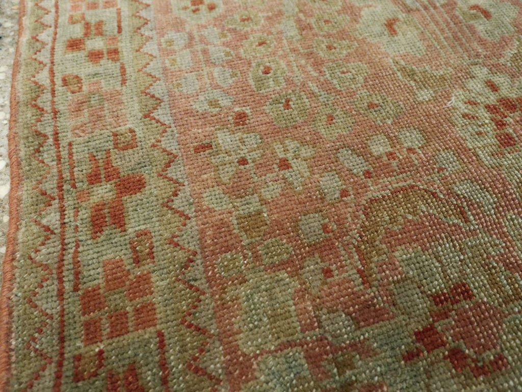 Antique Persian Sarouk Rug, No.22134 - Staging