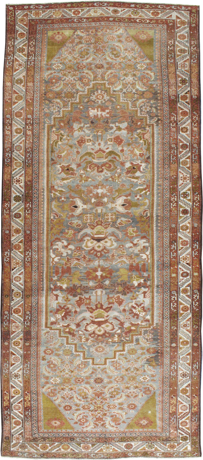 Antique Persian Bakhtiari Carpet, No.22138 - Staging