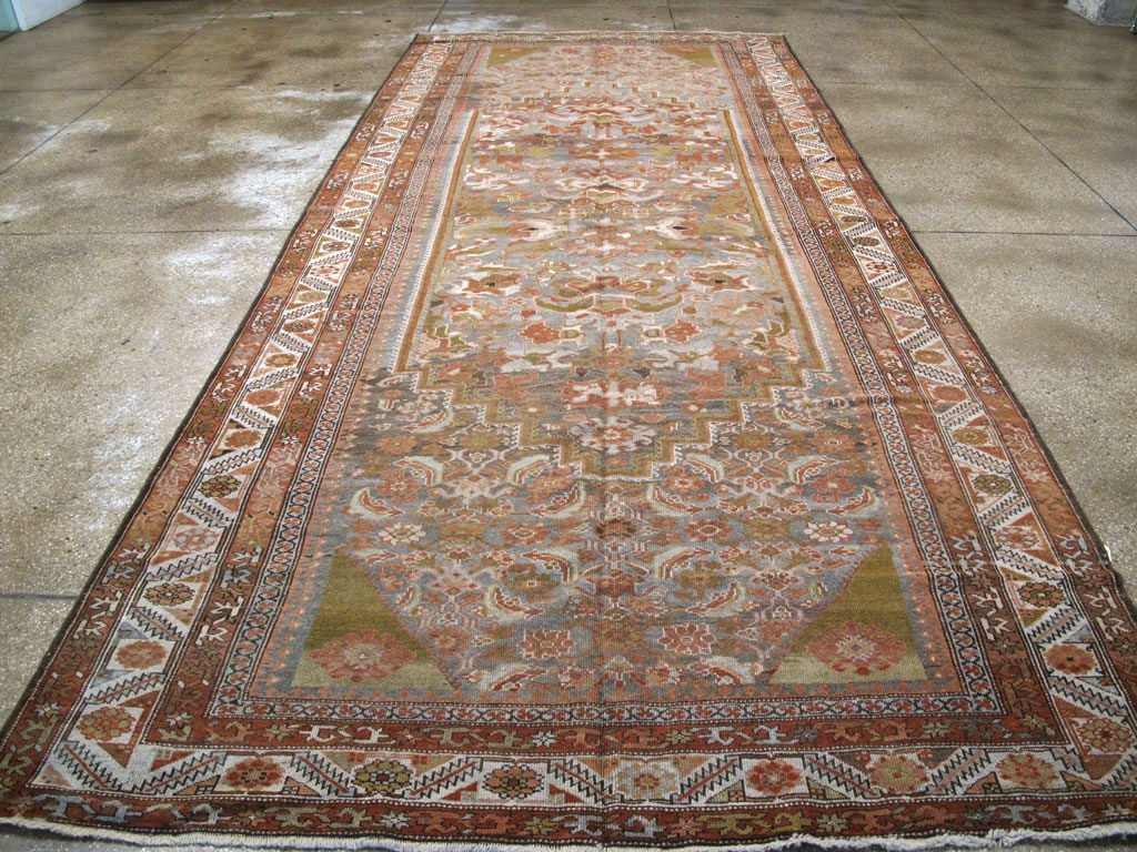 Antique Persian Bakhtiari Carpet, No.22138 - Staging