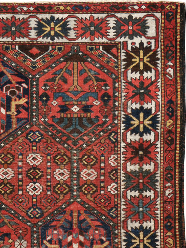 Vintage Persian Bakhtiari Rug, No.22139 - Staging