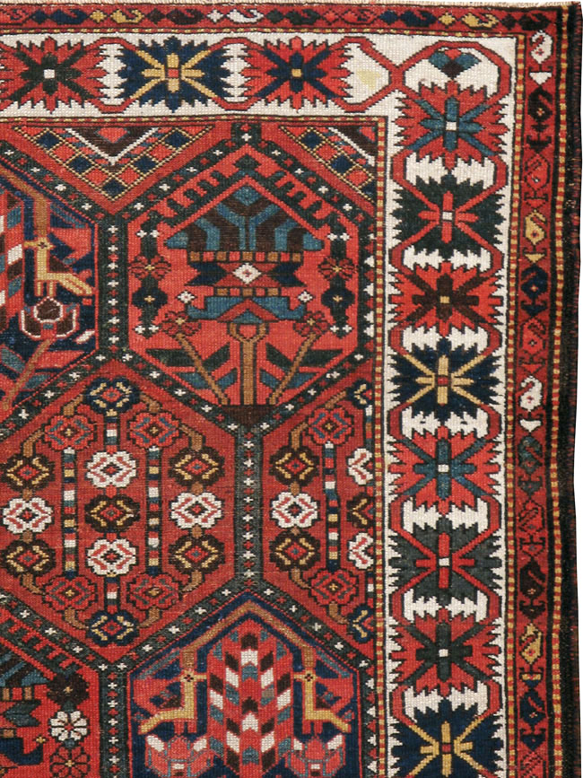Vintage Persian Bakhtiari Rug, No.22139 - Staging