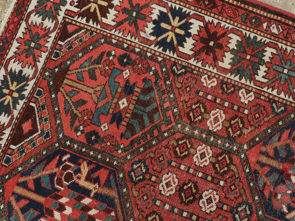 Vintage Persian Bakhtiari Rug, No.22139 - Staging