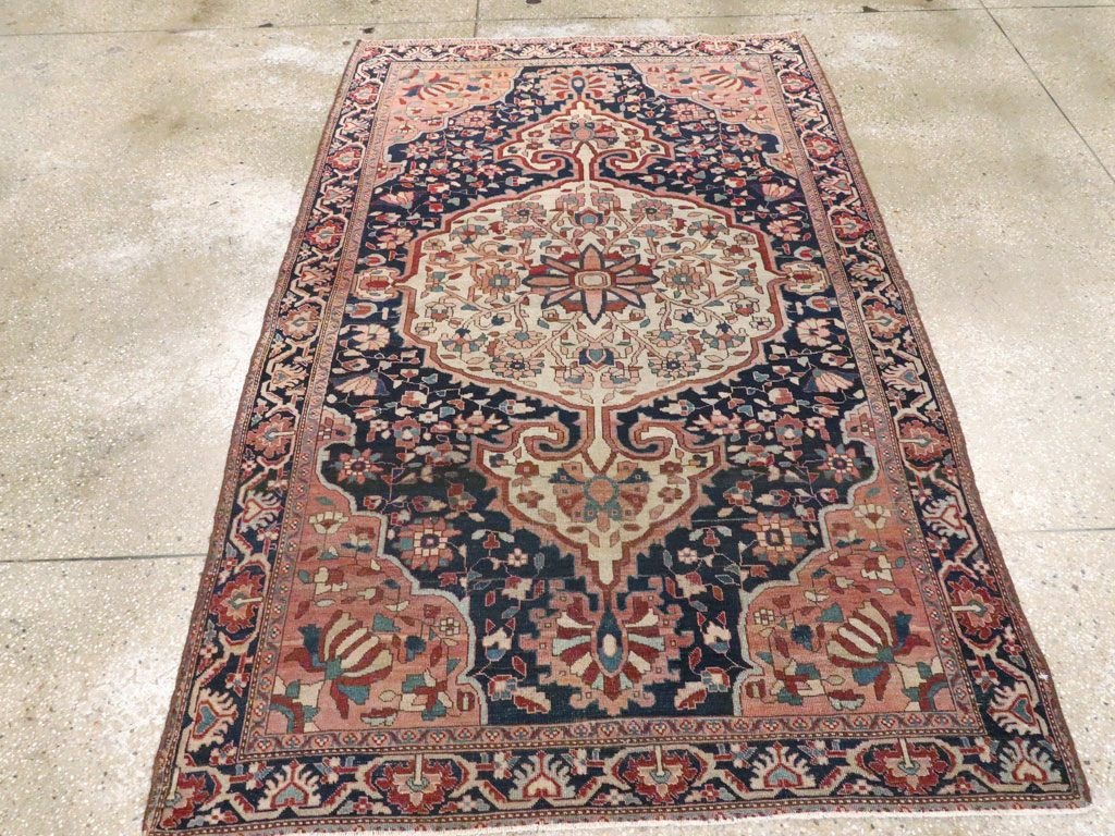 Antique Persian Sarouk Fereghan Rug, No.22163 - Staging