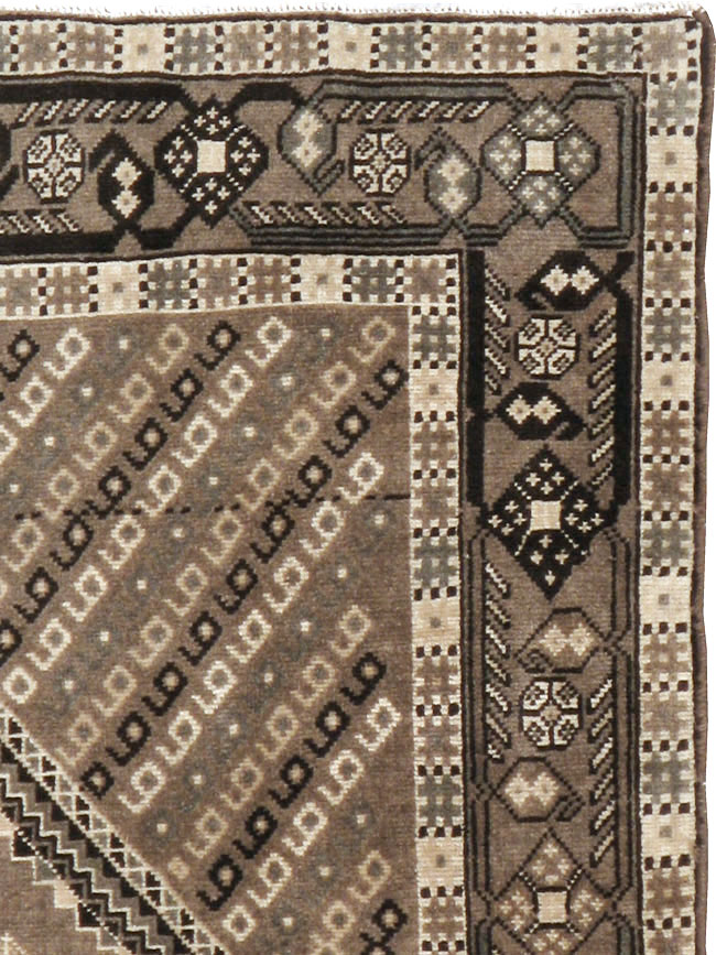 Vintage Persian Afshar Rug, No.22192 - Staging
