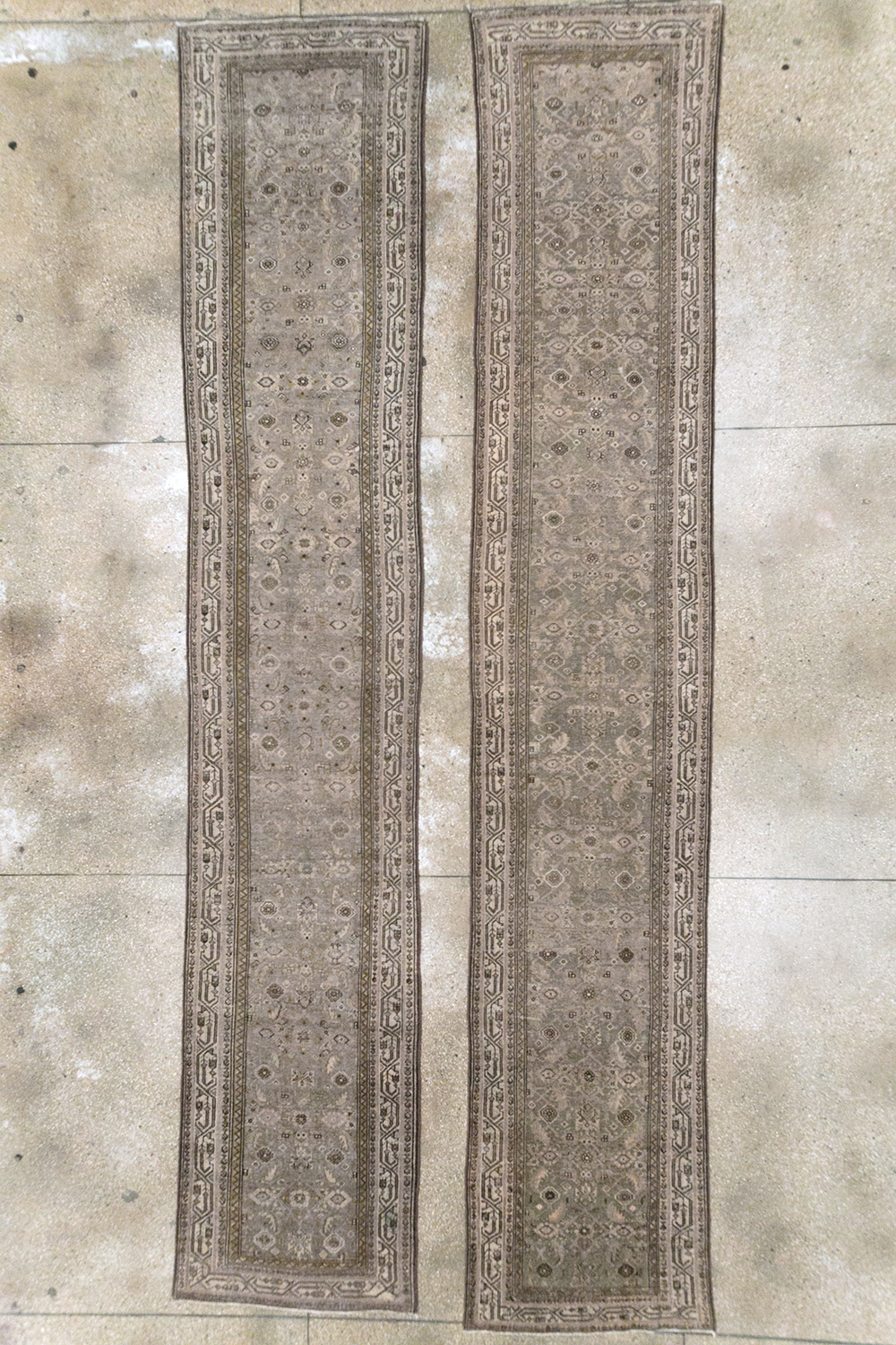 Vintage Persian Malayer Runner (Pair: 2 of 2), No.22227 - Staging